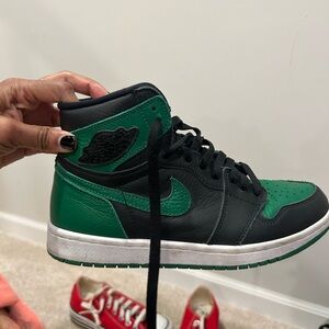 Nike Green and Black Women's Sneakers